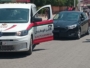 بالصور . مطاردة خفيفة تنتهي بتوقيف سيدة مغربية تقود في الممنوع برفقة أجنبي بجامع الفنا